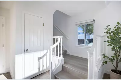 290 Billingsgate Ln, Foster City, CA 94404 - Photo 17