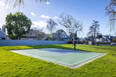 290 Billingsgate Ln, Foster City, CA 94404 - Photo 41