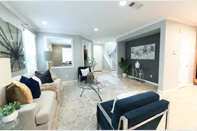 393 Rayos Del Sol Dr, San Jose, CA 95116 - Photo 9