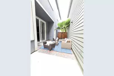393 Rayos Del Sol Dr, San Jose, CA 95116 - Photo 43