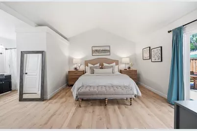 2140 Calistoga Dr, Hollister, CA 95023 - Photo 15