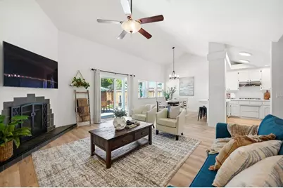 2140 Calistoga Dr, Hollister, CA 95023 - Photo 13
