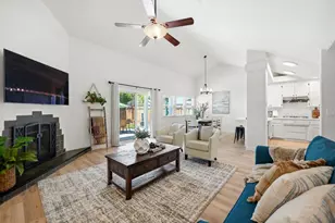 2140 Calistoga Dr, Hollister, CA 95023 - Photo 13