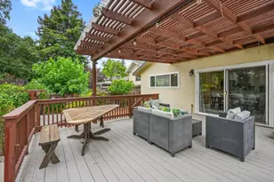 17529 Mayflower Dr, Castro Valley, CA 94546 - Photo 57