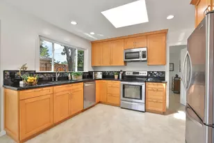 19089 Brookhaven Dr, Saratoga, CA 95070 - Photo 11