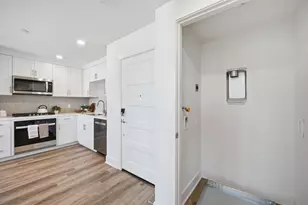 17050 Depot St 302, Morgan Hill, CA 95037 - Photo 15