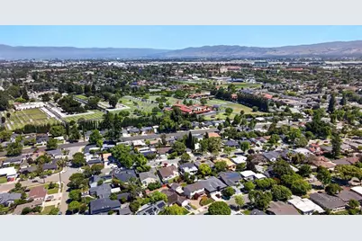 2377 Tulip Rd, San Jose, CA 95128 - Photo 59