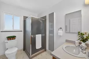 2377 Tulip Rd, San Jose, CA 95128 - Photo 41