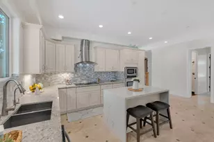 727 Lakehaven Dr, Sunnyvale, CA 94089 - Photo 13
