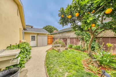 222 Encinada Dr, Salinas, CA 93901 - Photo 37