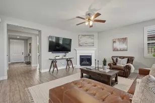 1634 Santana Ranch Dr, Hollister, CA 95023 - Photo 17
