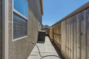 1634 Santana Ranch Dr, Hollister, CA 95023 - Photo 45