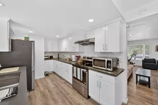 10380 Lockwood Dr, Cupertino, CA 95014 - Photo 33