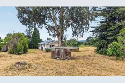 67 Hughes Rd, Watsonville, CA 95076 - Photo 27