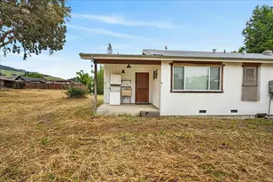 67 Hughes Rd, Watsonville, CA 95076 - Photo 23
