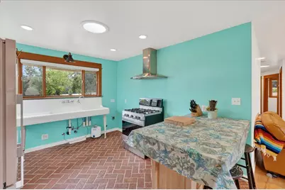 67 Hughes Rd, Watsonville, CA 95076 - Photo 9