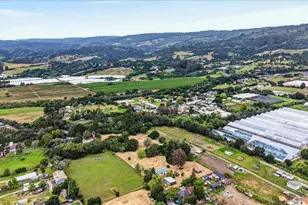 67 Hughes Rd, Watsonville, CA 95076 - Photo 29