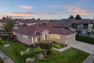 1858 Buckingham Dr, Salinas, CA 93906 - Photo 5