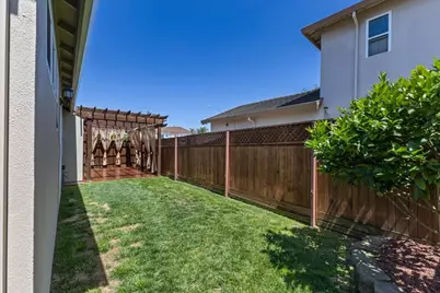 1858 Buckingham Dr, Salinas, CA 93906 - Photo 37