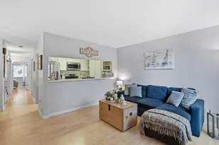 461 Dela Vina Ave 103, Monterey, CA 93940 - Photo 11