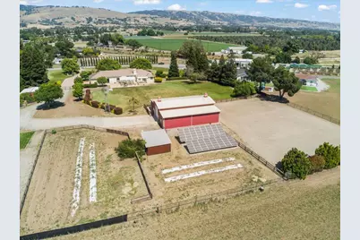10531 Korn Ln, Gilroy, CA 95020 - Photo 65