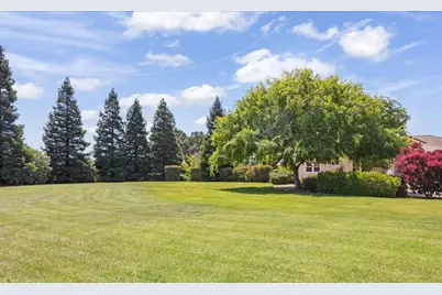 10531 Korn Ln, Gilroy, CA 95020 - Photo 39