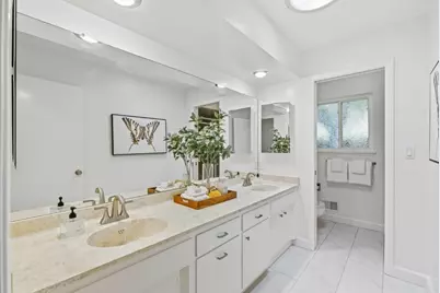 20653 Woodward Ct, Saratoga, CA 95070 - Photo 37