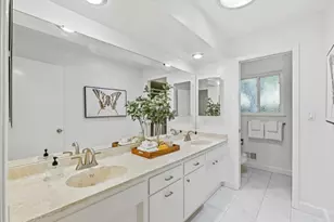 20653 Woodward Ct, Saratoga, CA 95070 - Photo 37