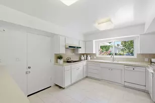 20653 Woodward Ct, Saratoga, CA 95070 - Photo 17