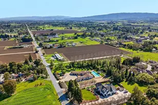 12575 Foothill Ave, San Martin, CA 95046 - Photo 53