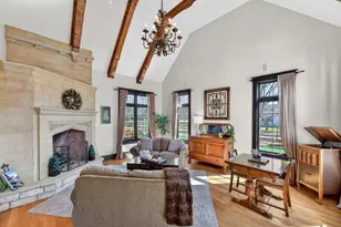 12575 Foothill Ave, San Martin, CA 95046 - Photo 11