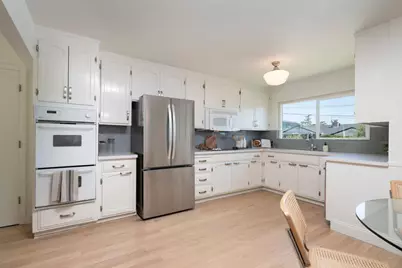 2769 Bromley Dr, San Carlos, CA 94070 - Photo 9