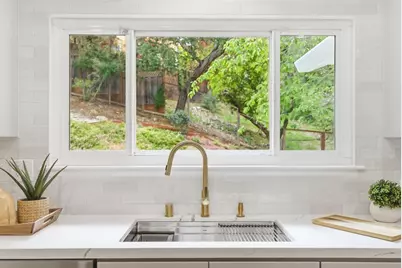 731 Crystal Springs Rd, San Mateo, CA 94402 - Photo 9