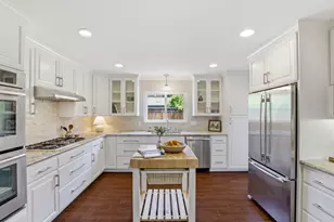 2725 Fairbrook Dr, Mountain View, CA 94040 - Photo 11