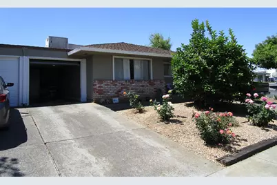 981 Sunset Dr, Hollister, CA 95023 - Photo 3