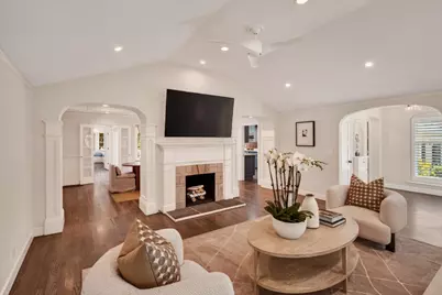103 Toyon Ct, Woodside, CA 94062 - Photo 5