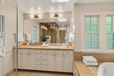 103 Toyon Ct, Woodside, CA 94062 - Photo 19