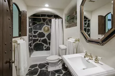 420 El Arroyo Rd, Hillsborough, CA 94010 - Photo 19