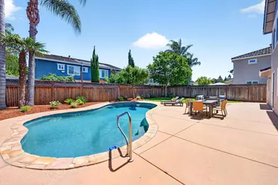 18042 Calle Central, Morgan Hill, CA 95037 - Photo 59