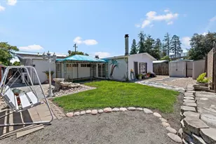 1181 Blazingwood Dr, Sunnyvale, CA 94089 - Photo 23