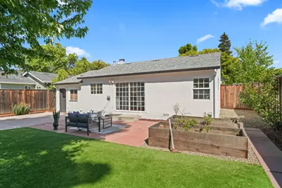 919 6th Ave, Redwood City, CA 94063 - Photo 17