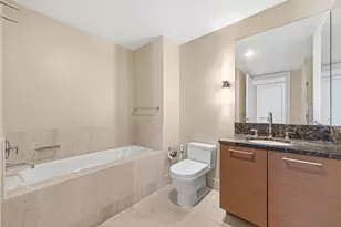 301 Mission St 24C, San Francisco, CA 94105 - Photo 15