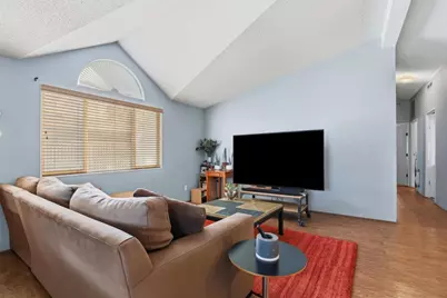 20 Russell Rd 8, Salinas, CA 93906 - Photo 5