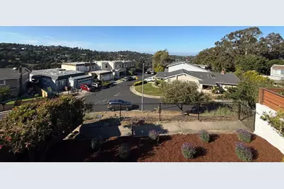 2303 Hastings Dr, Belmont, CA 94002 - Photo 9