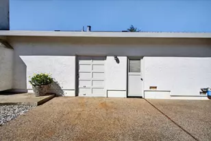 860 S Ridgemark Dr, Hollister, CA 95023 - Photo 47