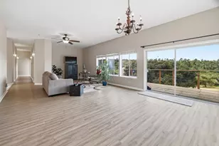 19269 Mallory Canyon Rd D, Salinas, CA 93907 - Photo 7