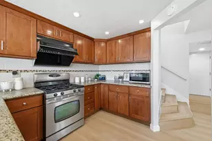 1527 Goody Ln, San Jose, CA 95131 - Photo 15