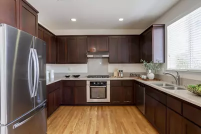 1352 McKinley Ct, San Jose, CA 95126 - Photo 17