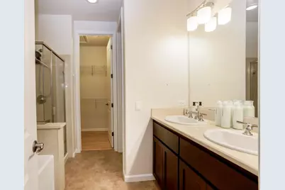 1352 McKinley Ct, San Jose, CA 95126 - Photo 25