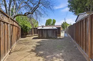 807 Cathedral Dr, Sunnyvale, CA 94087 - Photo 47